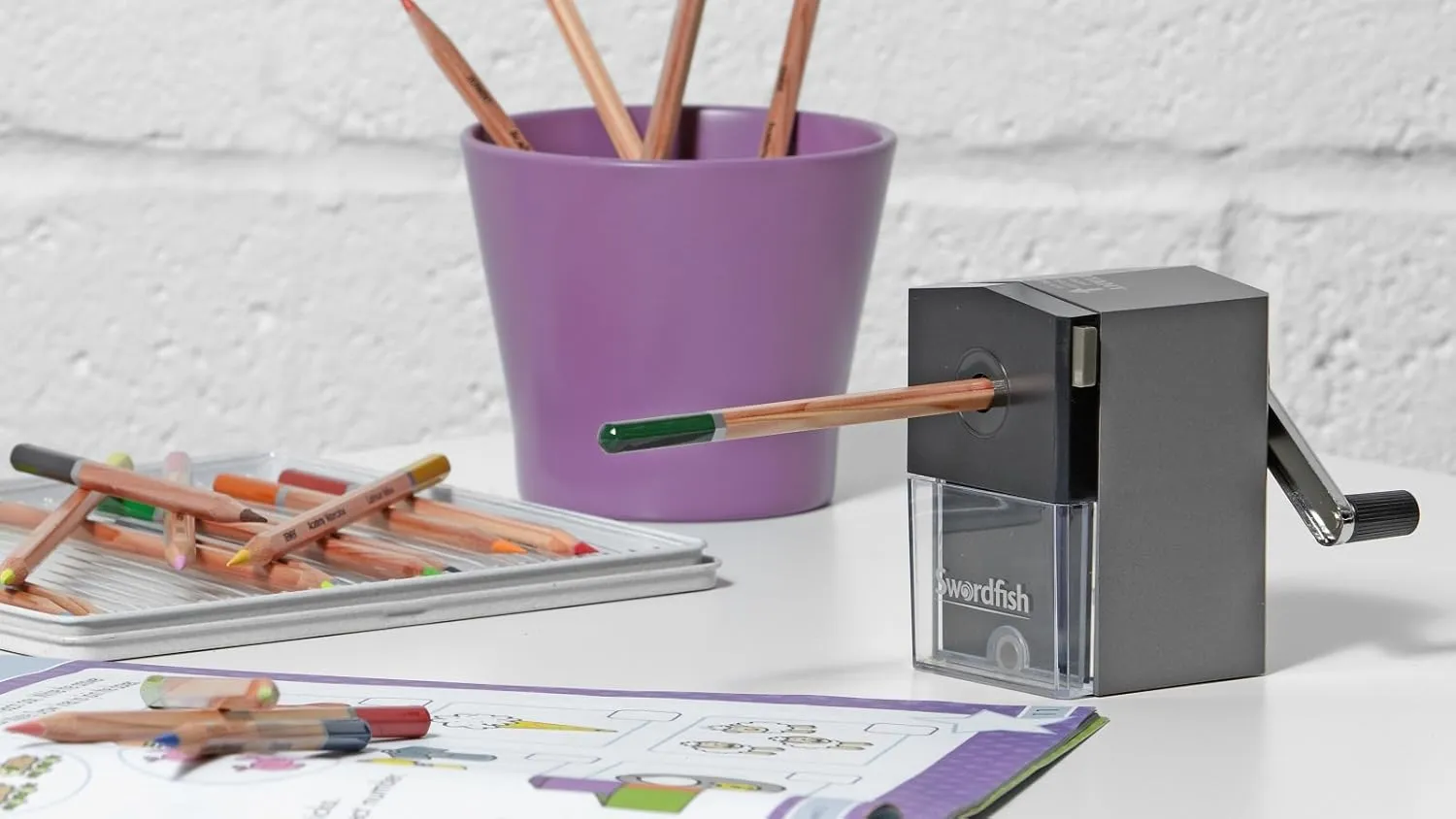 40100 Ikon Desktop Manual Pencil Sharpener, 8 mm