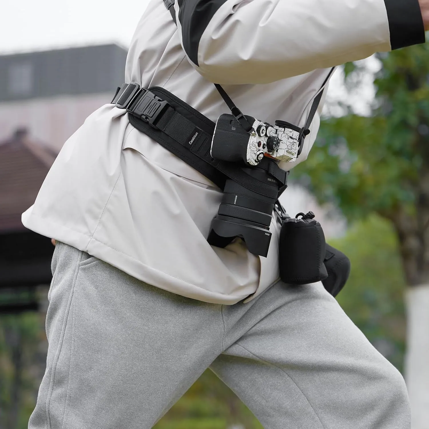 Cwatcun Multi-Function Camera Waist Belt, Outdoor Breathable Adjustable Camera Waist Strap for Photography Accessories