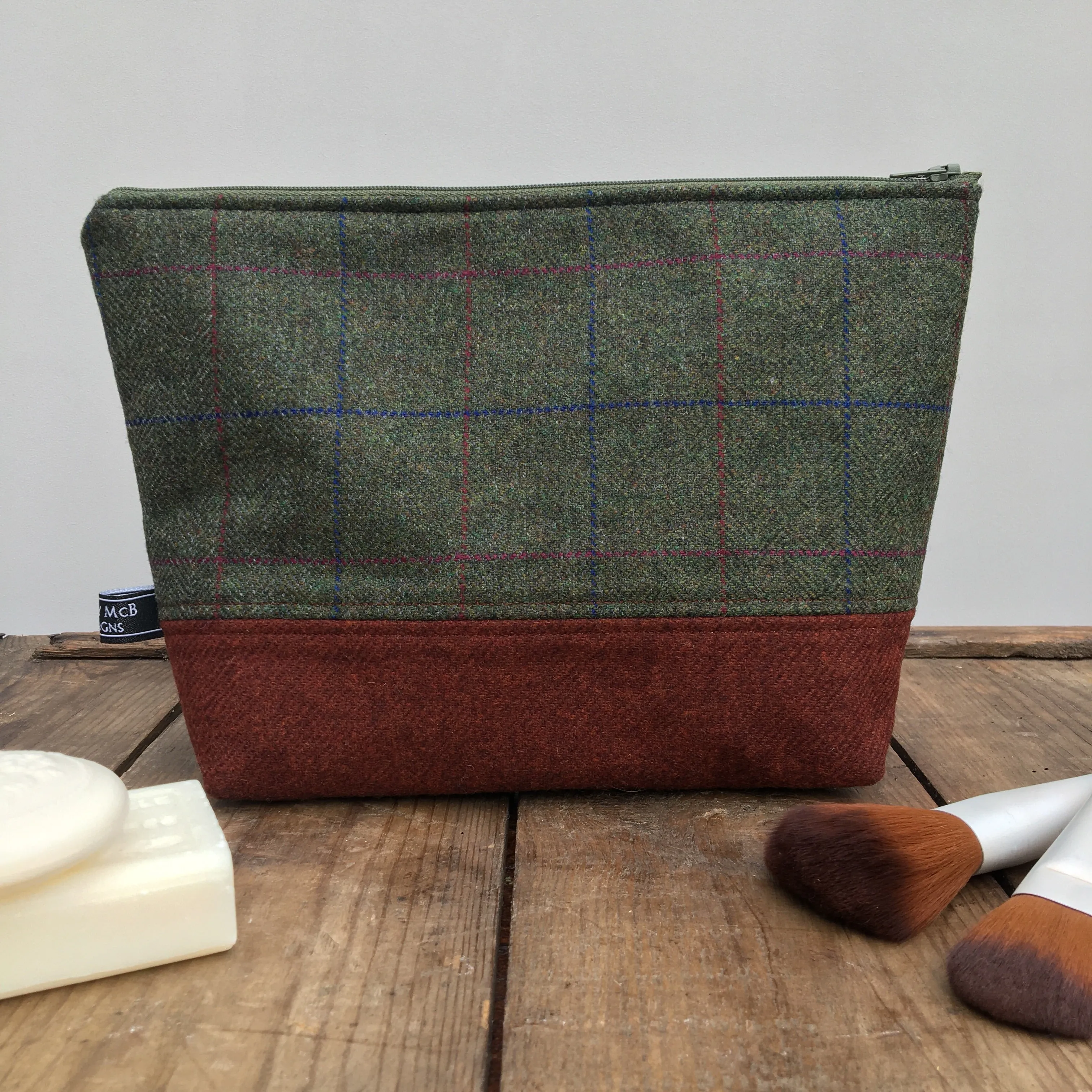 Green Split Pouch