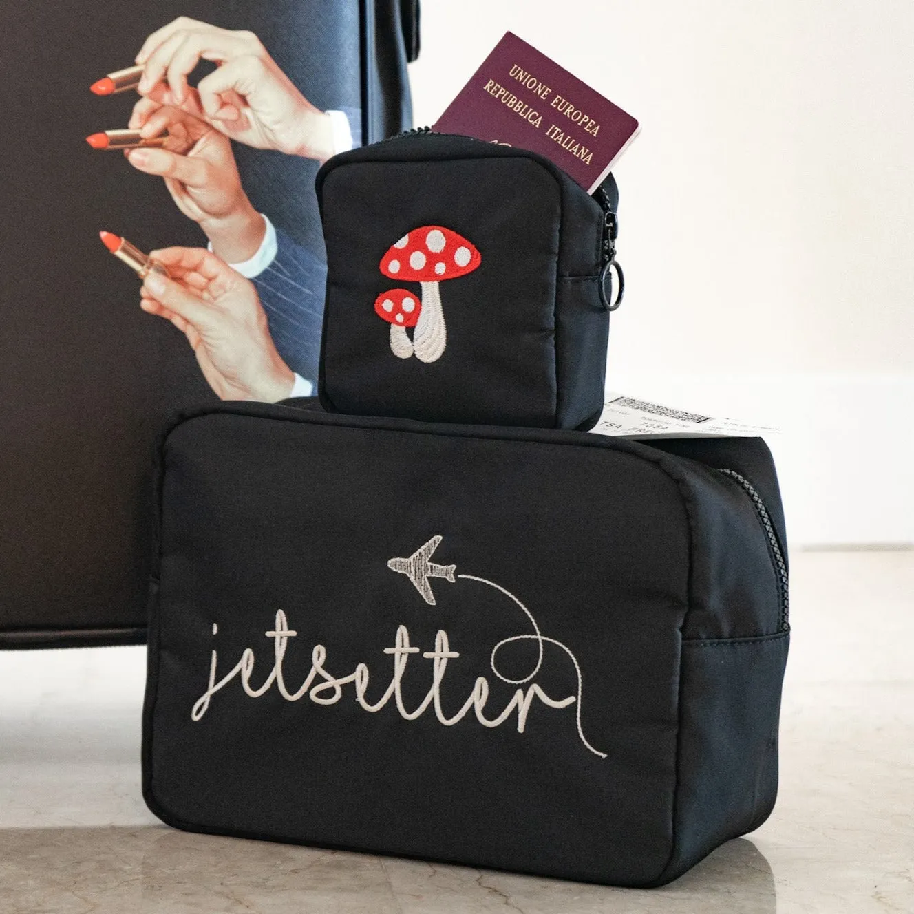 GW S Essentials Black - MUSHROOMS