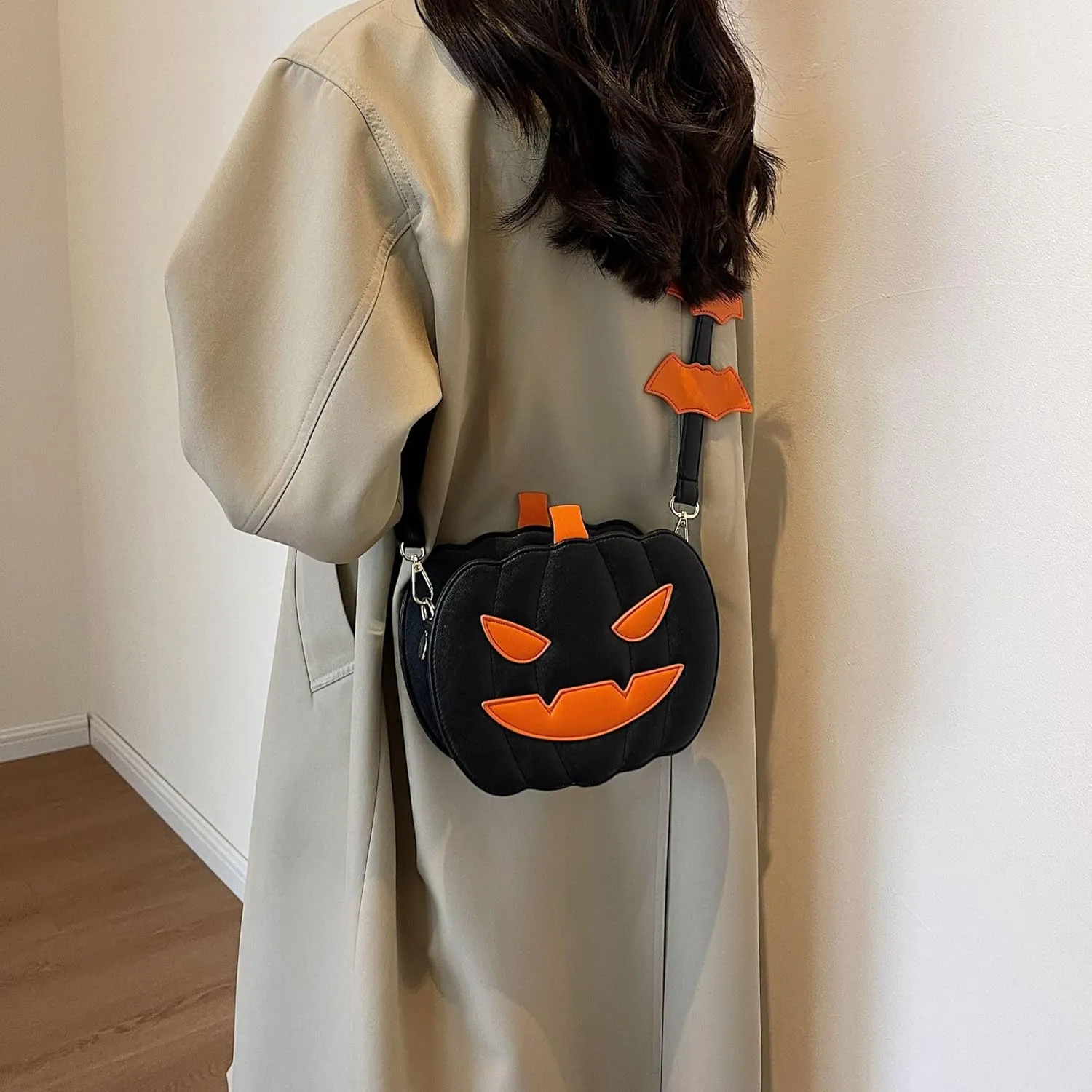 Halloween Purse Pumpkin Purse Crossbody Bag Novelty Devil Shoulder Bag PU Leather Halloween Pumpkin Crossbody Purse