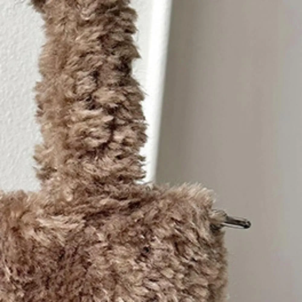 Lamb Wool Handbag Fuzzy Cute Autumn and Winter Fluffy Stylish Chroma Handbag Shoulder Bag Fuzzy Handbag