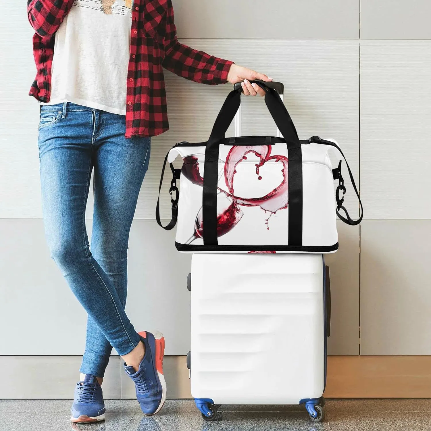 Oyihfvs Two Red Wine Glasses with Heart over White Background Foldable Travel Bag, Camping Luggage bag, Portable Gym Bag, Sports Bag, Toiletry Bag with Handles Adjustable Shoulder Strap