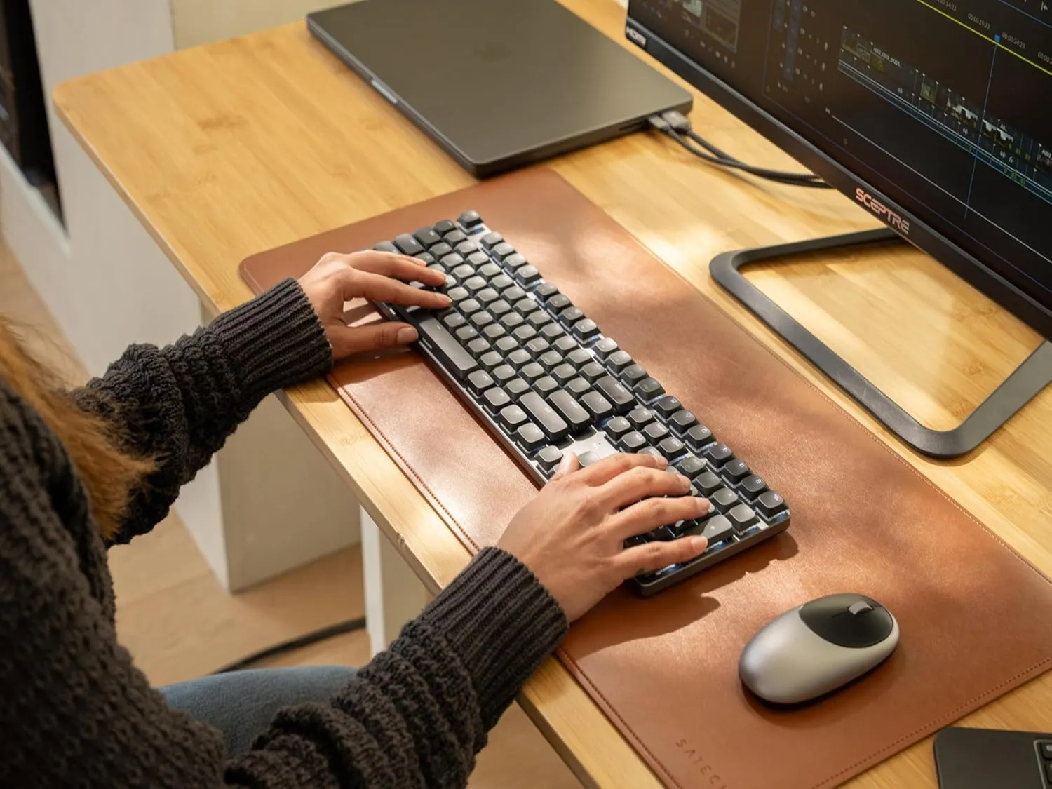 Satechi SM3 Mechanical Keyboard, 108 Keys Full Size with White LED Backlit, Wired and Bluetooth for Mac and Windows - Dark Gray/Gray