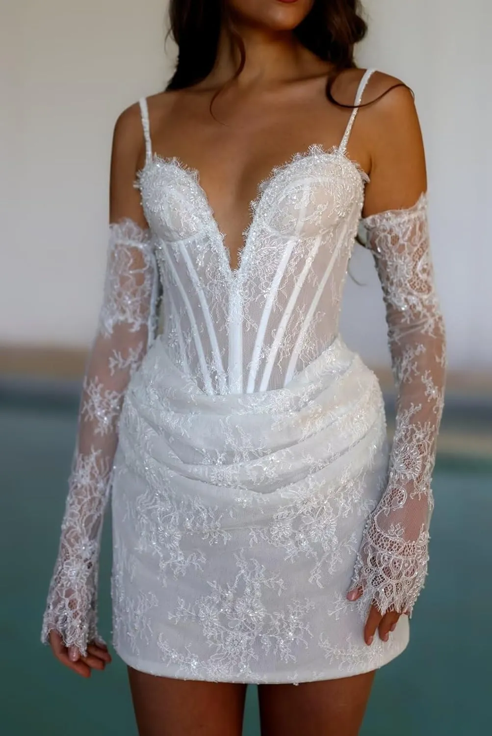 Short Wedding Dresses for Bride Beach Off Shoulder Strapless Long Sleeve Tulle Mini Tight Bridal Dress for Wedding