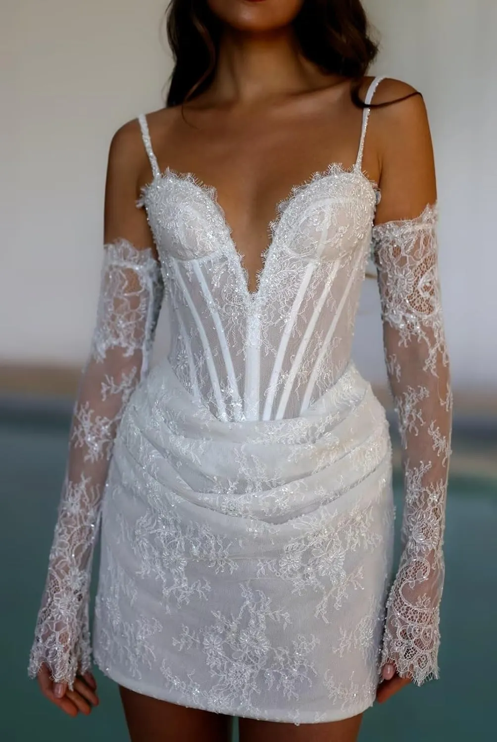 Short Wedding Dresses for Bride Beach Off Shoulder Strapless Long Sleeve Tulle Mini Tight Bridal Dress for Wedding