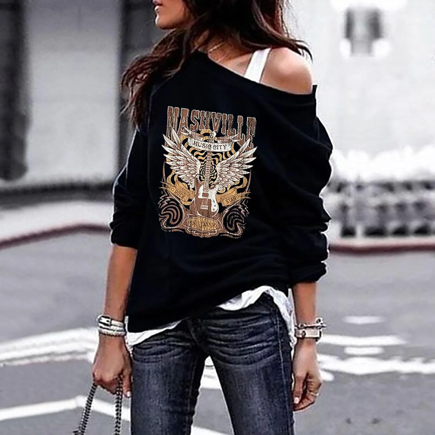Susongeth Smooth As Tennessee Whiskey Sweet As Strawberry Wine off Shoulder Sweatshirt Women Retro Country Music Pullover Top