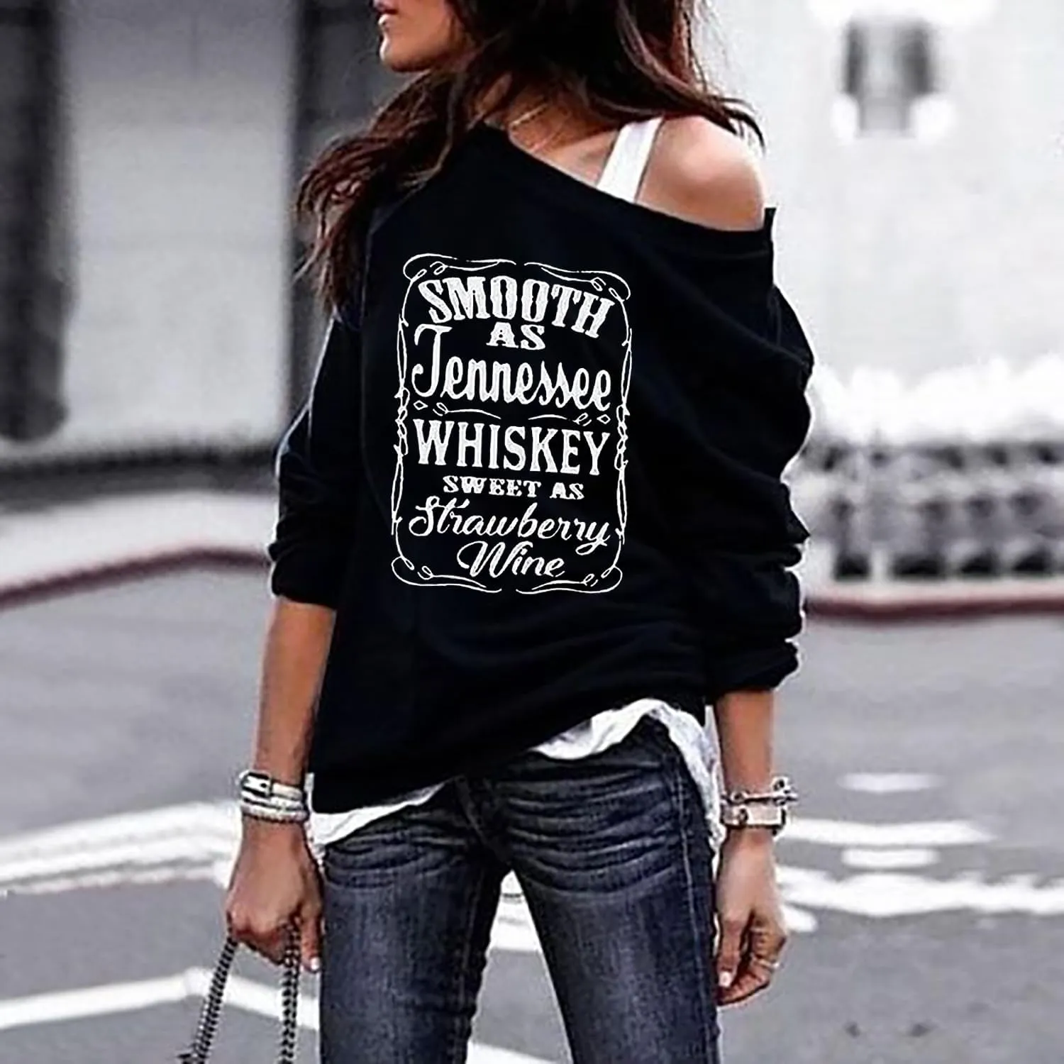 Susongeth Smooth As Tennessee Whiskey Sweet As Strawberry Wine off Shoulder Sweatshirt Women Retro Country Music Pullover Top