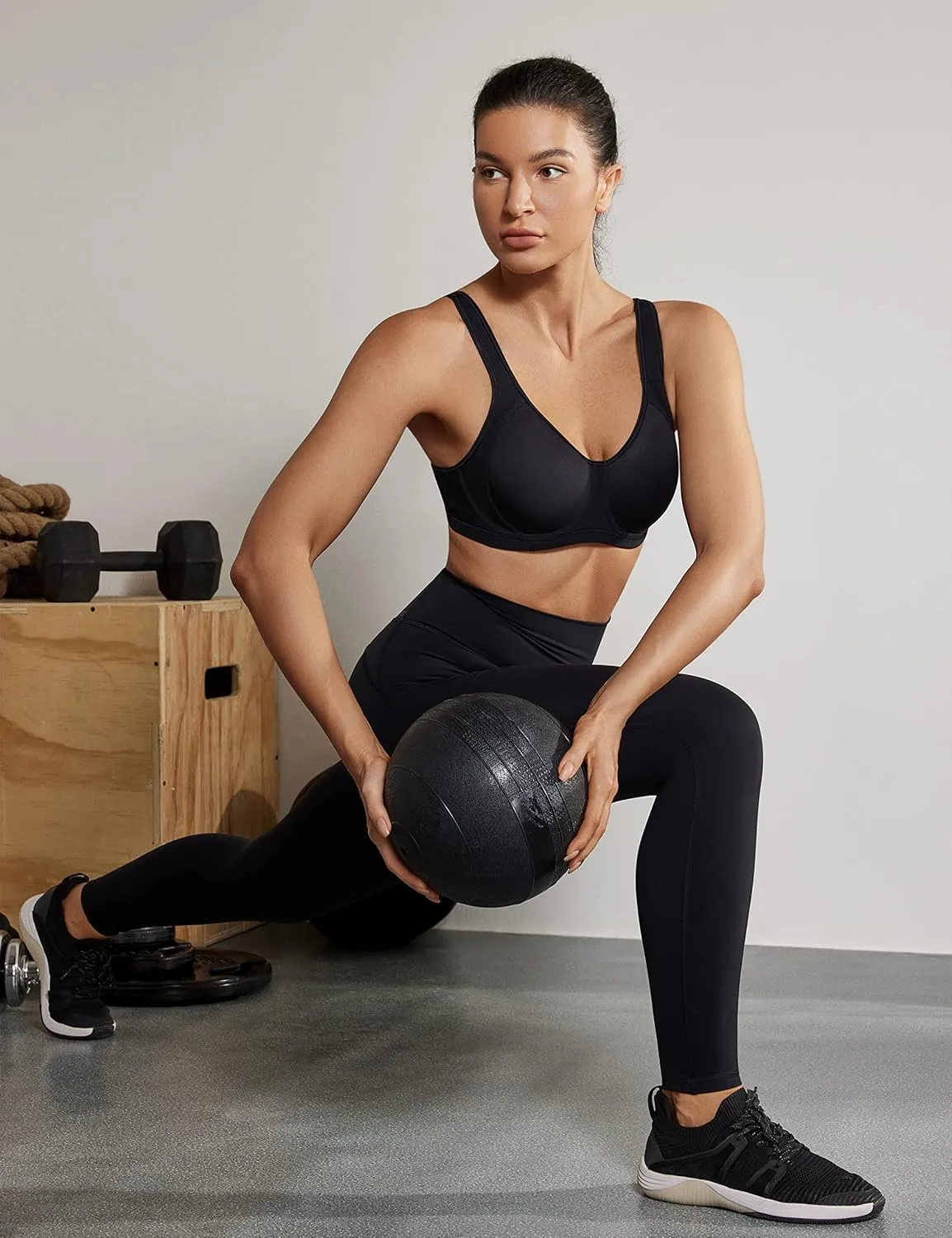 SYROKAN High Impact Sports Bras for Women Support Underwire Cross Back Large Bust Cool Comfort Molded Cup