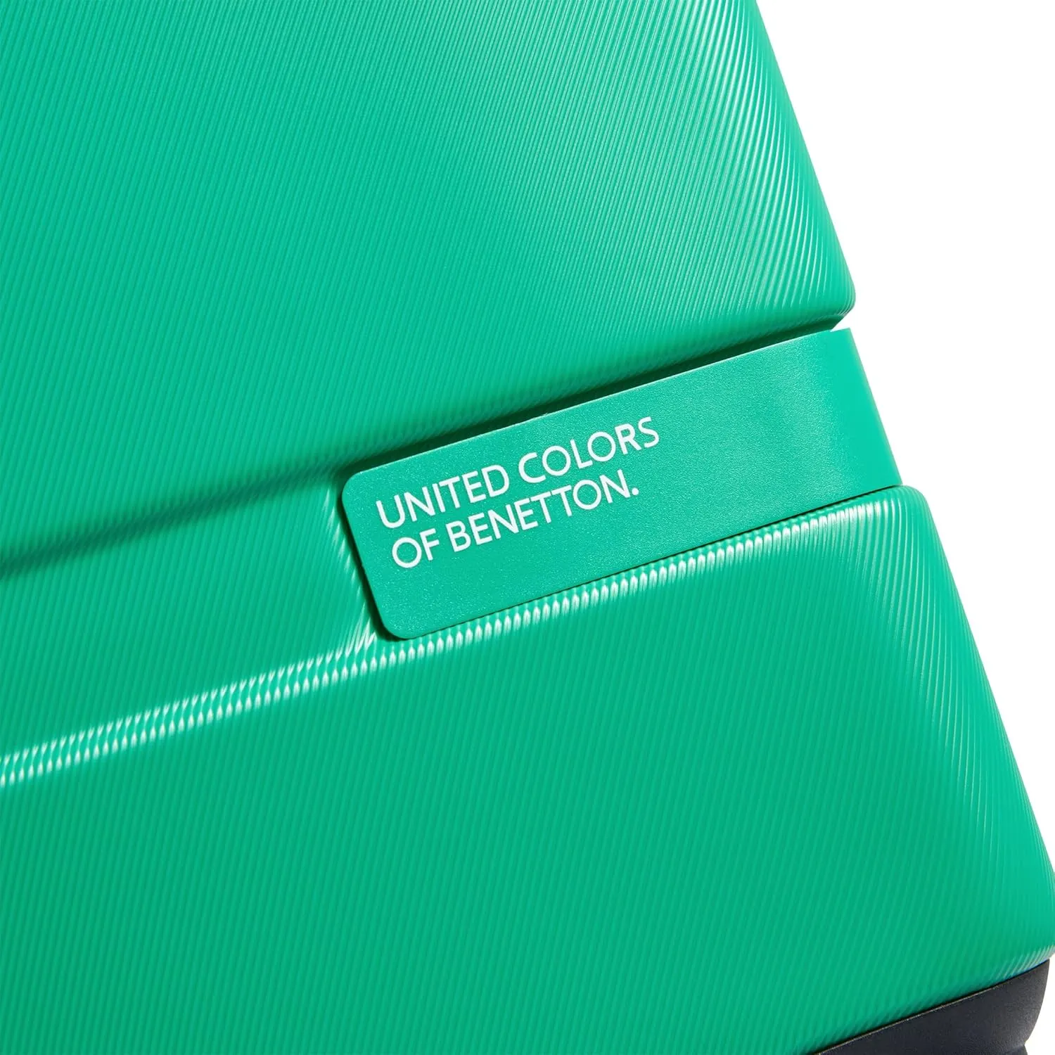United Colors of Benetton Now Hardside Luggage with Spinner Wheels, Green, Carry-On 19 Inch