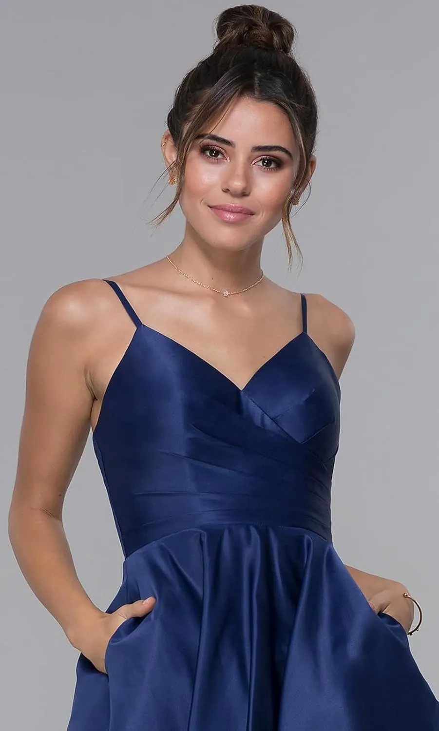 Women's Short Homecoming Dresses for Teens with Pockets V Neck Pleated Satin Prom Cocktail Gowns